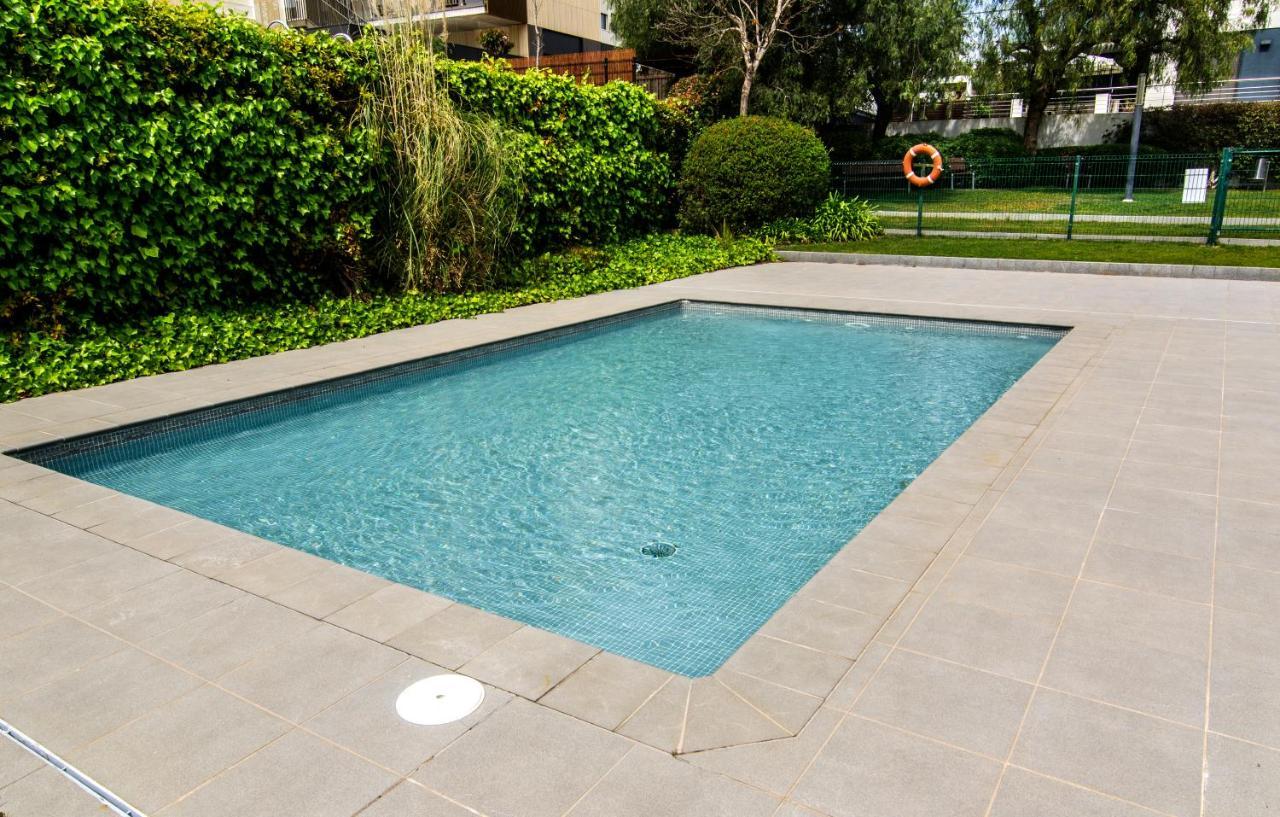 Appartement Spaces Garden Paradise 3 Bedroom, 3 Bathroom, Huge Private Garden-terrace, Pool- Sleeps Up To 8 Sitges