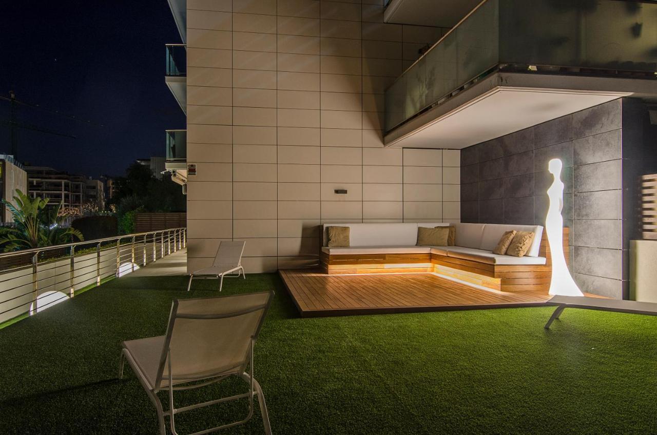Spaces Garden Paradise 3 Bedroom, 3 Bathroom, Huge Private Garden-terrace, Pool- Sleeps Up To 8 Apartamento