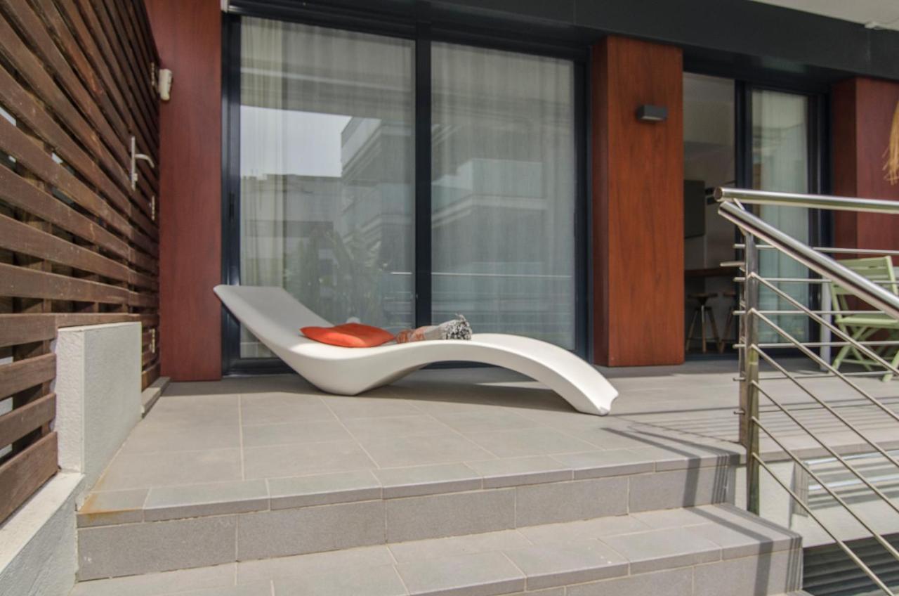 Spaces Garden Paradise 3 Bedroom, 3 Bathroom, Huge Private Garden-terrace, Pool- Sleeps Up To 8 Appartement *