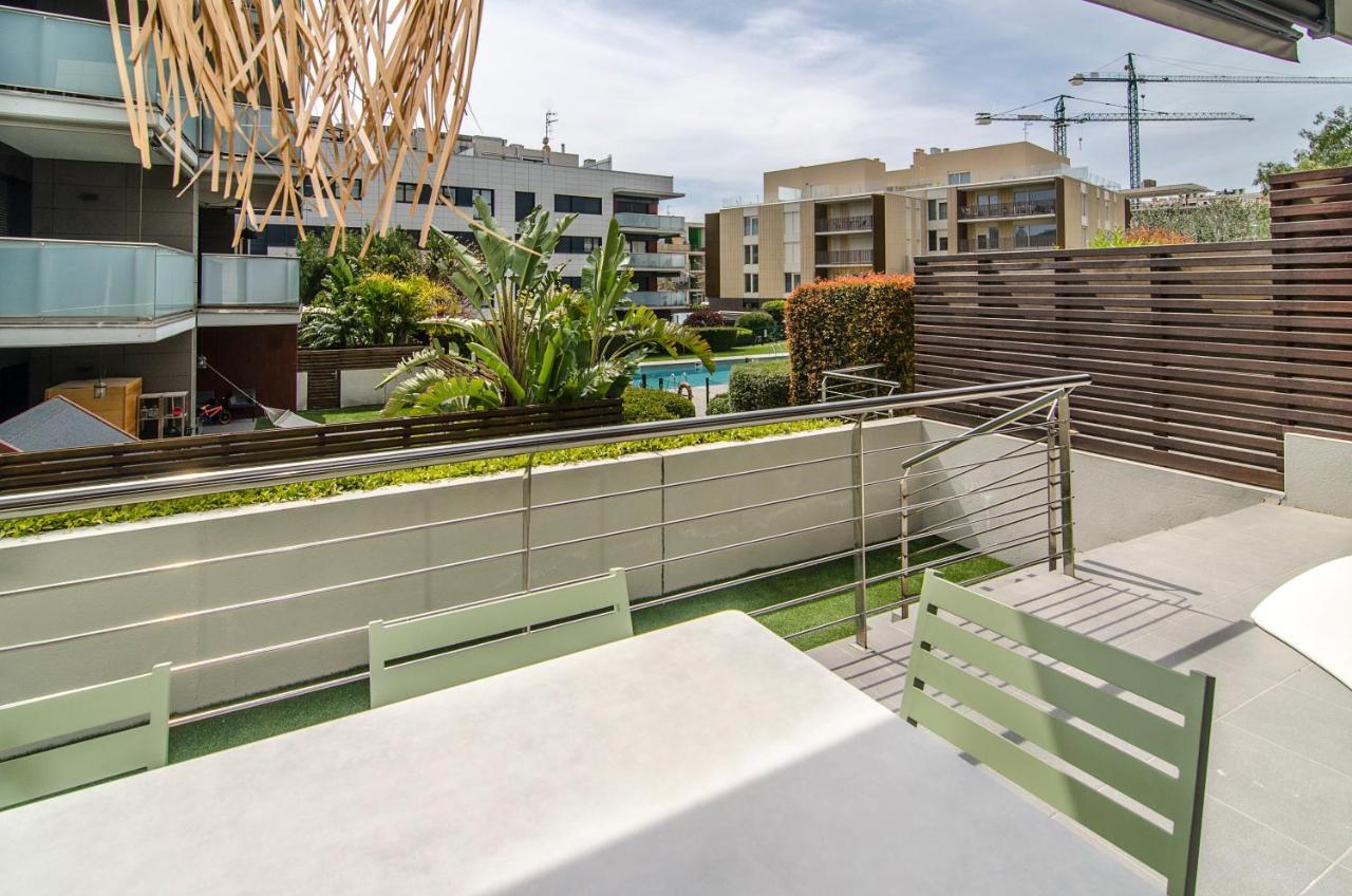 Spaces Garden Paradise 3 Bedroom, 3 Bathroom, Huge Private Garden-terrace, Pool- Sleeps Up To 8 Appartement Sitges