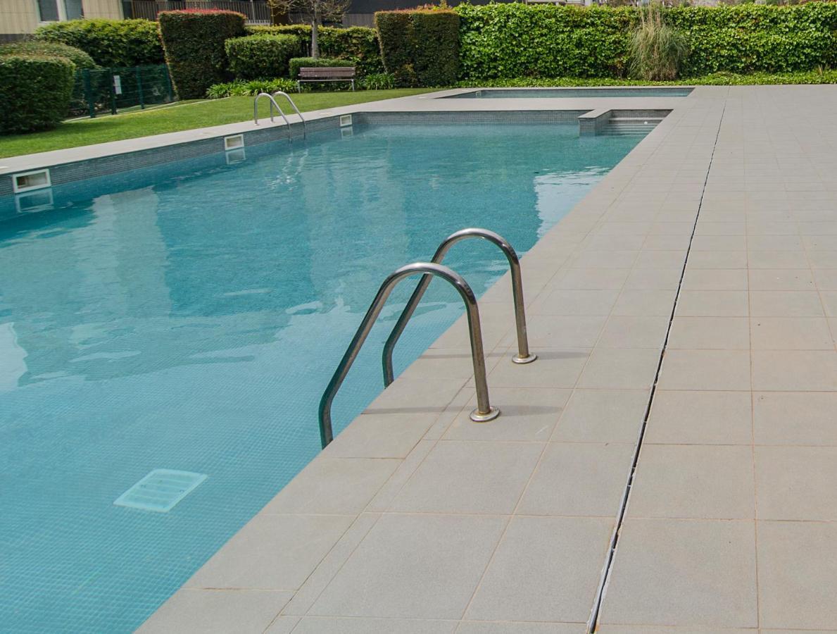 Apartamento Spaces Garden Paradise 3 Bedroom, 3 Bathroom, Huge Private Garden-terrace, Pool- Sleeps Up To 8