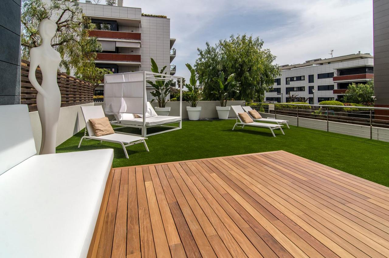Spaces Garden Paradise 3 Bedroom, 3 Bathroom, Huge Private Garden-terrace, Pool- Sleeps Up To 8 Appartement *